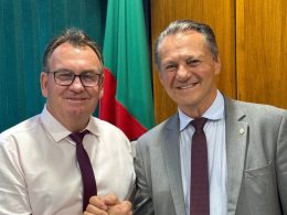 Prefeito Nico solicita apoio do deputado Giovani Cherini para novos investimentos em Ernestina