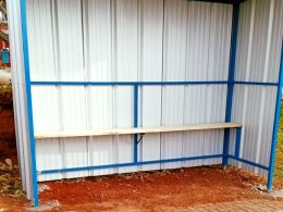 Universitários de Ernestina ganham novo abrigo em frente à praça central