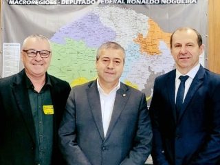 Lideranças de Ernestina e Nicolau Vergueiro buscam recursos para pavimentação em encontro com deputado Ronaldo Nogueira
