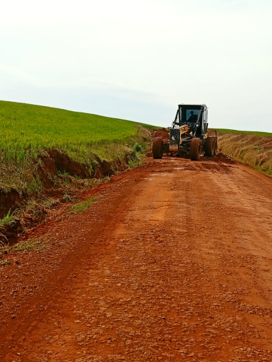 Melhorias avançam no interior com obras em Três Lagoas e São Paulo