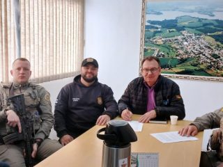 Prefeito Nico alinha estratégias de segurança e apoio ao Consepro em Ernestina