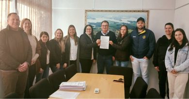 Prefeito Nico assina contrato para obra de ampliação na EMEI Dr. Orlando Rojas