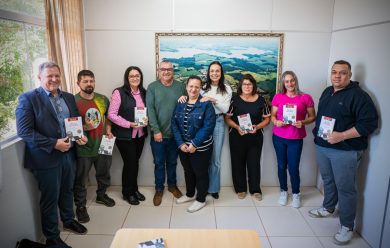 Ernestina recebe visita especial da ex-deputada Juliana Brizola