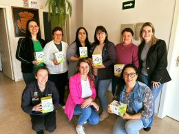 Secretaria da Saúde de Ernestina entrega novos aparelhos digitais para atendimento domiciliar