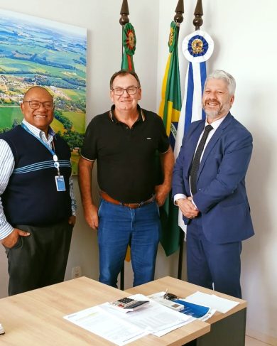 Administração municipal de Ernestina e Senac alinham novos cursos para 2026