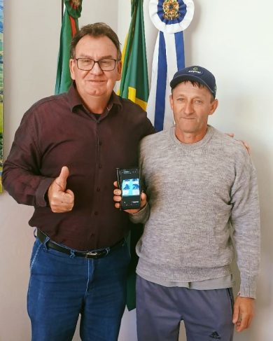 Campeão da Canastra é recebido pelo prefeito Nico em reconhecimento ao título