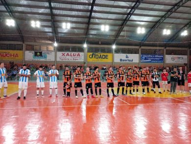 Campeonato Municipal de Futsal e Voleibol Misto 2025 de Ernestina começa com emoção e integração
