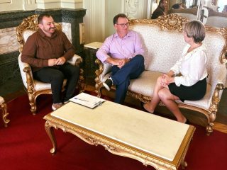 Prefeito Nico articula recursos para obra de asfaltamento