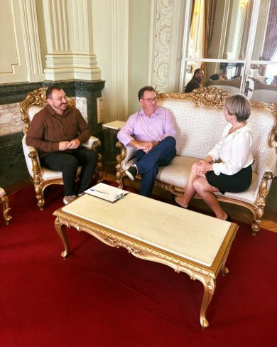 Prefeito Nico articula recursos para obra de asfaltamento