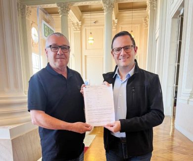 Ernestina em busca de avanços: comitiva trata de asfalto e educação no Palácio Piratini