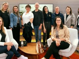 Estudantes da rede municipal de Ernestina visitam a RBS TV Passo Fundo