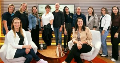 Estudantes da rede municipal de Ernestina visitam a RBS TV Passo Fundo