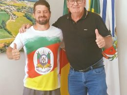 Prefeito Nico recebe novo presidente da Câmara Municipal, vereador Tiago Dummel