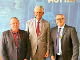 Ernestina confirma recurso e trator para a agricultura