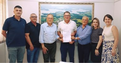 Prefeito Nico formaliza credenciamento com o Hospital São Vicente de Paulo