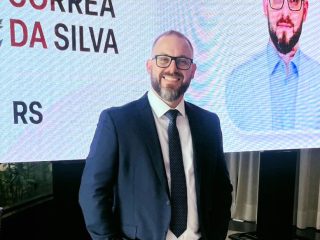 Talento de Ernestina é reconhecido nacionalmente com Mérito Farmacêutico