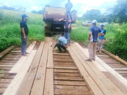 Vice-prefeito acompanha recuperação de ponte no interior de Ernestina