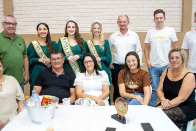 Comitiva de Ernestina prestigia Baile do Município de Tio Hugo