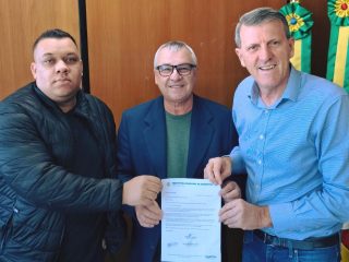 Ernestina busca recursos em agenda em Porto Alegre
