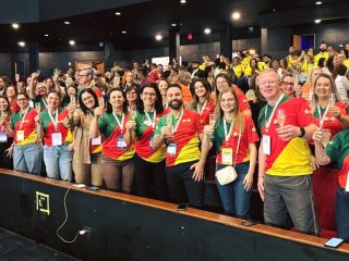 Ernestina participa de Fórum Nacional em Brasília e fortalece compromisso com a educação 