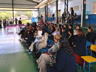 Escola João Alfredo Sachser promove homenagem às mães em Ernestina
