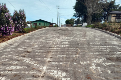 Obra de pavimentação avança e chega a 30% de execução em Ernestina