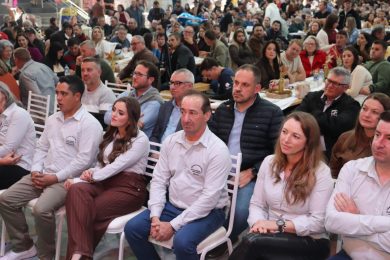 Ernestina prestigia inauguração do novo Ginásio Municipal de Nicolau Vergueiro