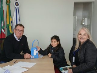 Dia dos Pais ganha homenagem especial das crianças do Cras de Ernestina