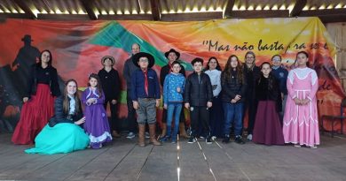 EMEF João Alfredo Sachser realiza gincana e apresentações nos Festejos Farroupilhas