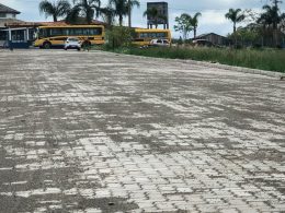 Ernestina conclui pavimentação de mais duas ruas e melhora acesso à Escola Educarte e ao conjunto habitacional