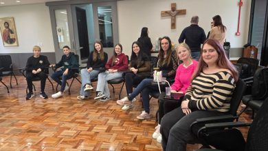 Estudantes da EMEF Educarte participam de primeiro encontro do Sicredi Jovens Protagonistas