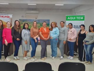 Grupo de gestantes Gestar Amor recebe orientações sobre cuidados com recém-nascidos