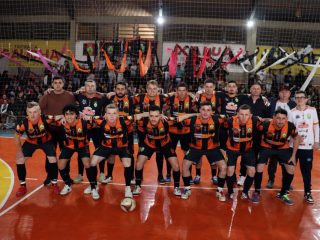Campeonato Municipal de Ernestina 2026 consagra campeões em noite de grandes decisões